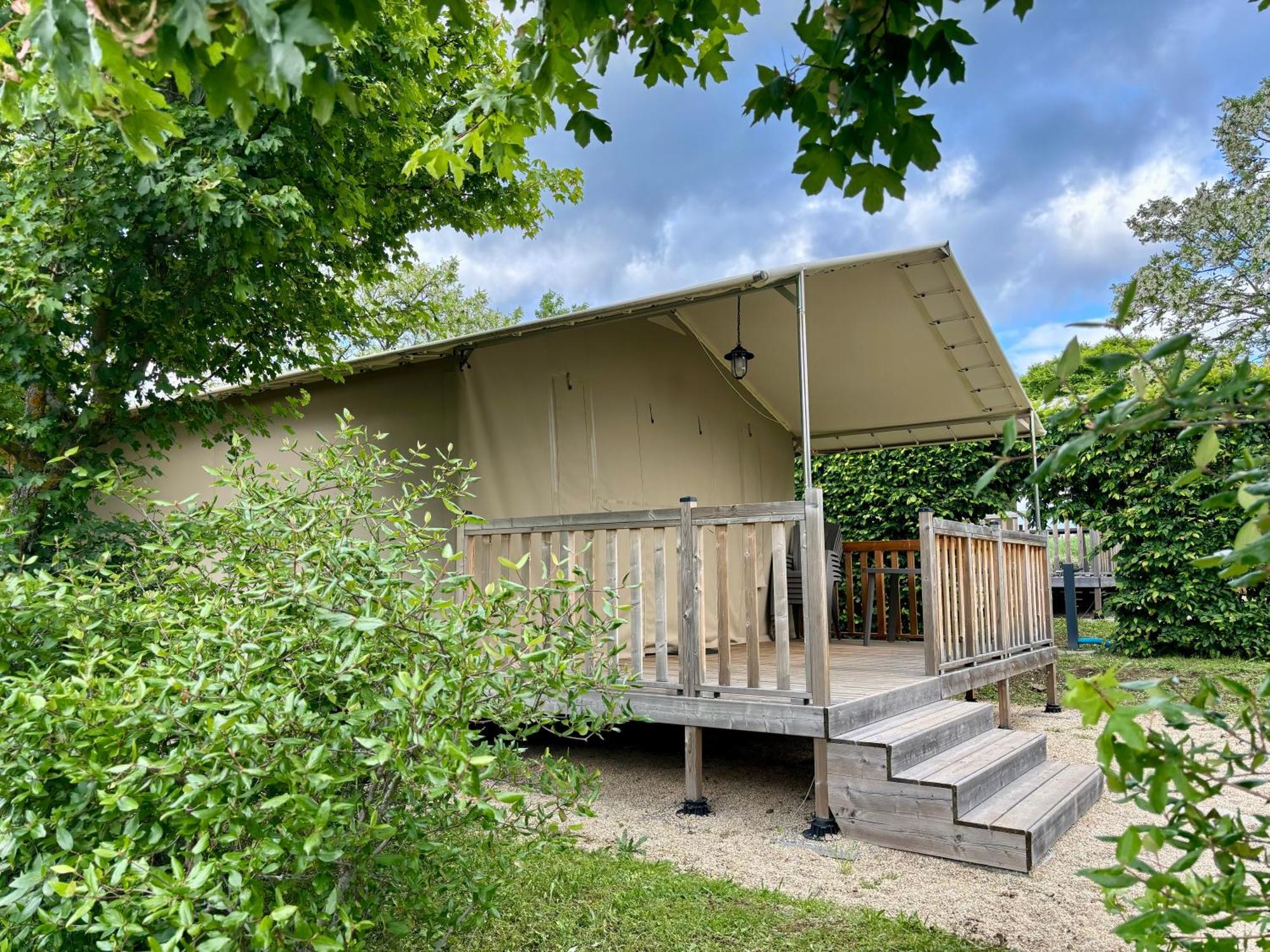 Camping Onlycamp Pierre & Sources Вольвик Экстерьер фото